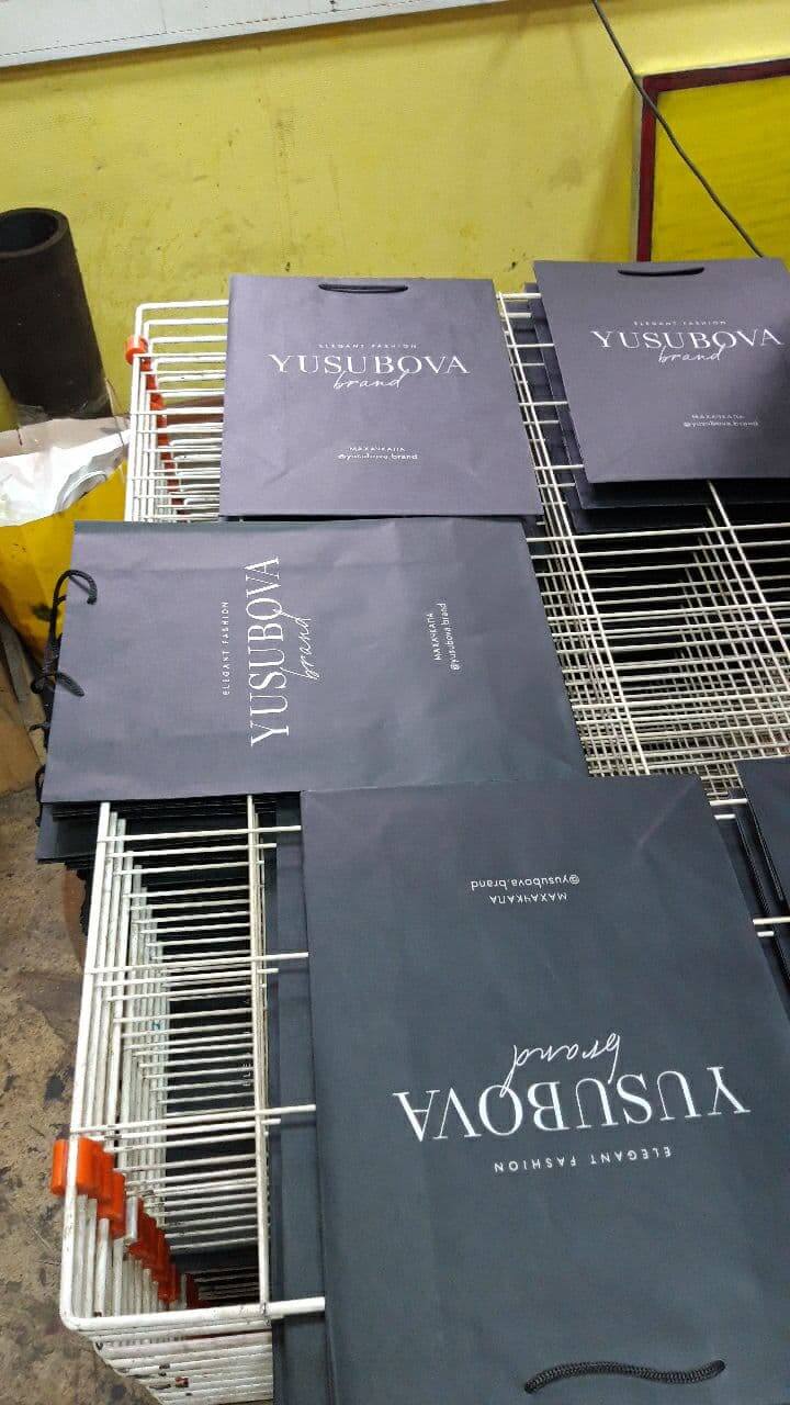 бумажный пакет